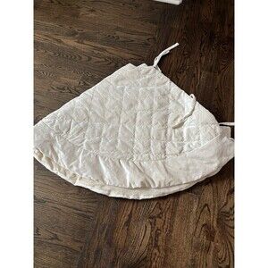 Pottery Barn Ivory Velvet Christmas Tree Skirt 60in
